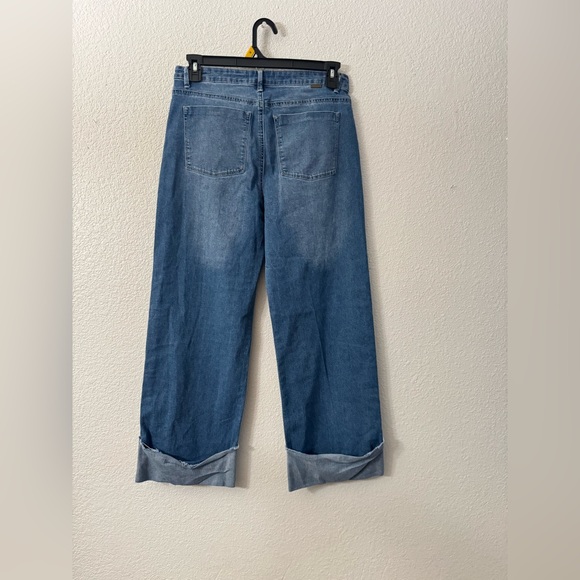 Tractr Blue Cropped Women's Jeans - Picture 2 of 9